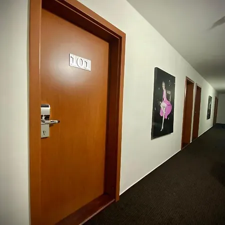 게스트하우스 Domes 3*